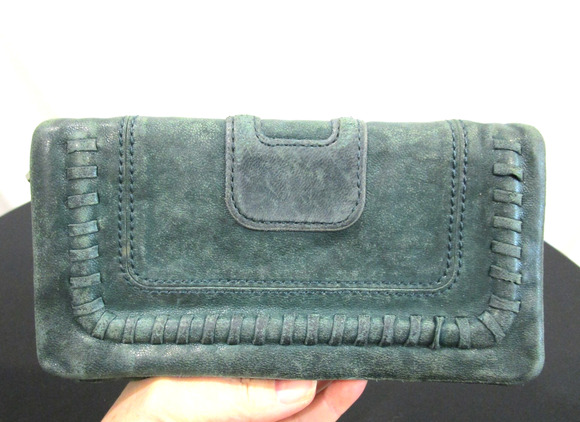 HOBO Handbags - Hobo Distressed Green Leather Whipstitch Bifold Magnetic Clutch Wallet